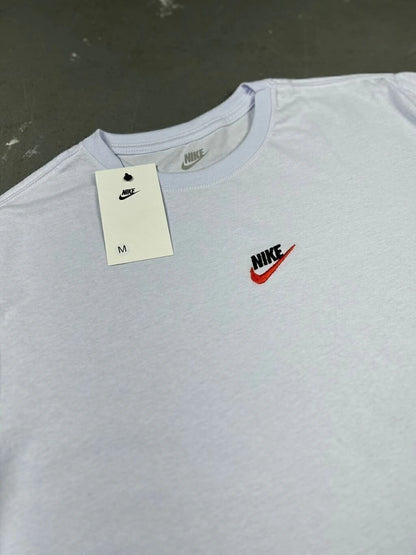 CAMISETA NIKE MIDDLE