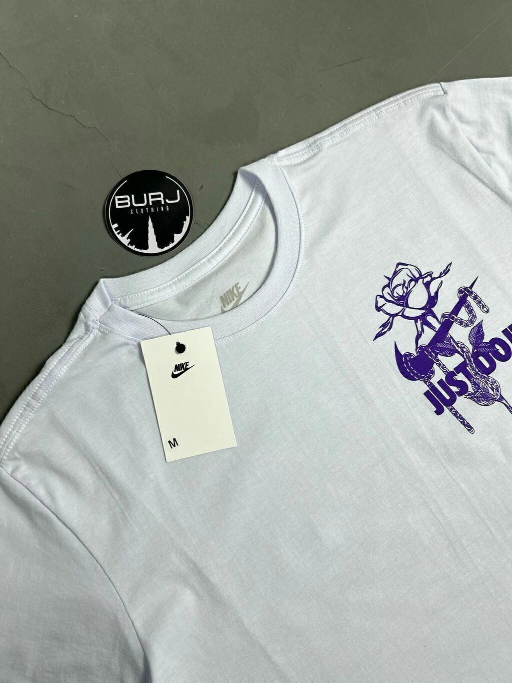 CAMISETA NK JUST DO IT FLOWERS