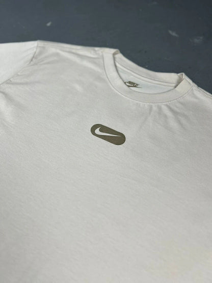 CAMISETA NIKE SWOOSH REVERSE