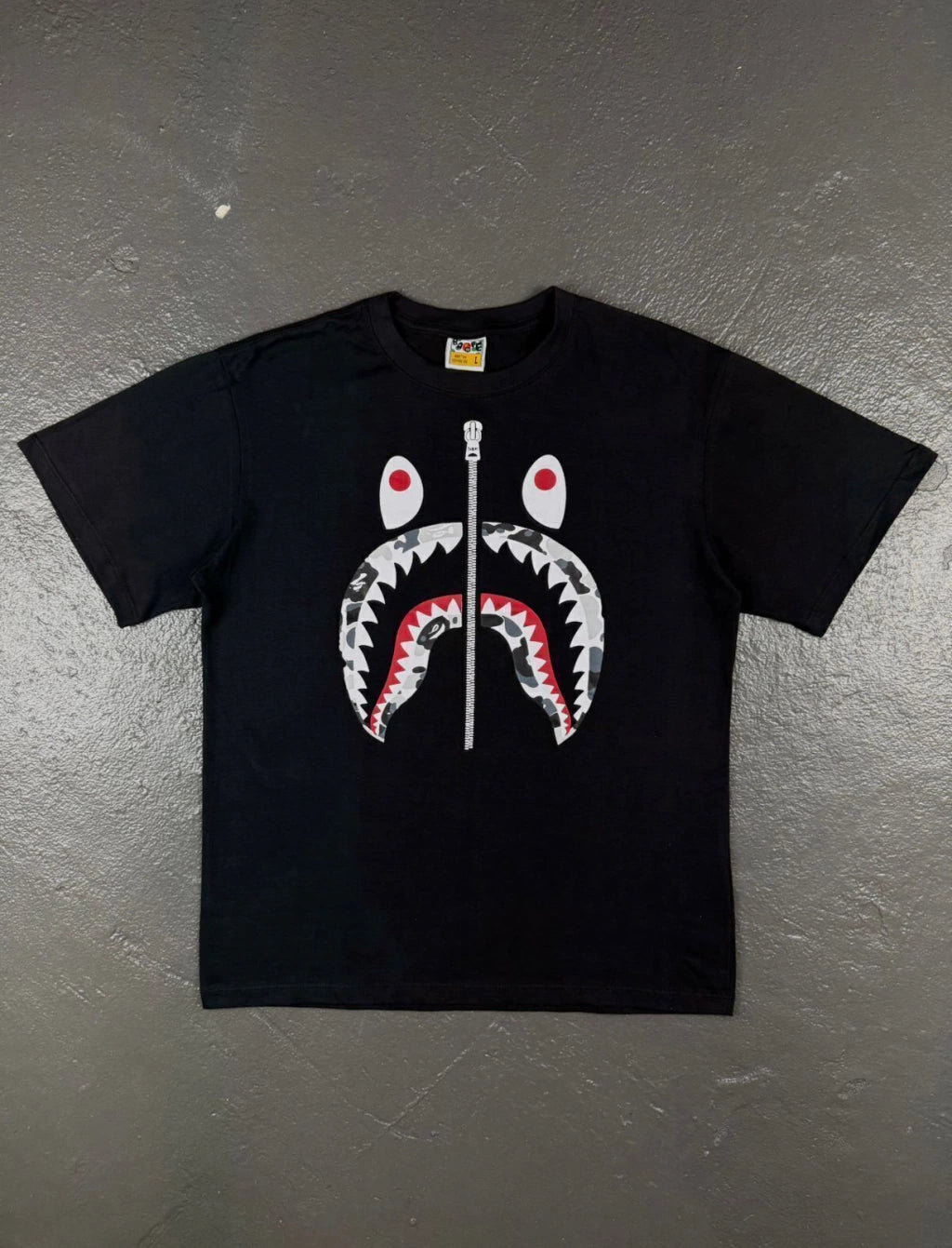CAMISETA BAPE
