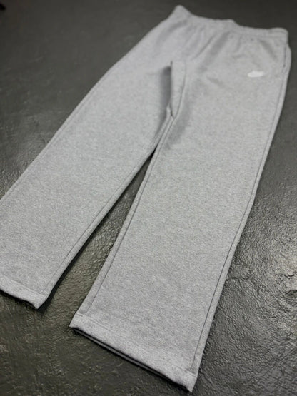 CALÇA MOLETOM CORTE RETO NK SPORTSWEAR