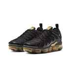 VaporMax Plus Black Metallic Gold'