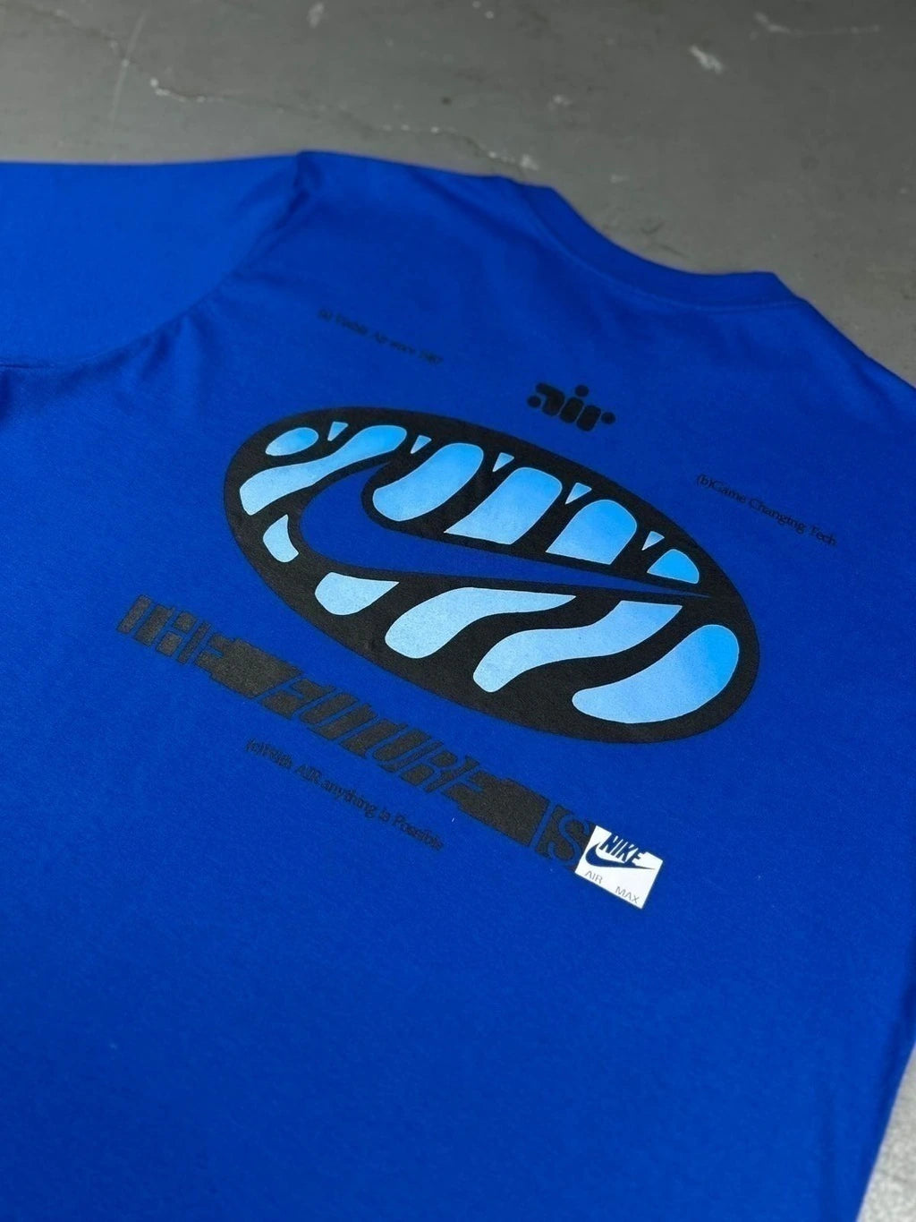 CAMISETA NIKE THE FUTURE