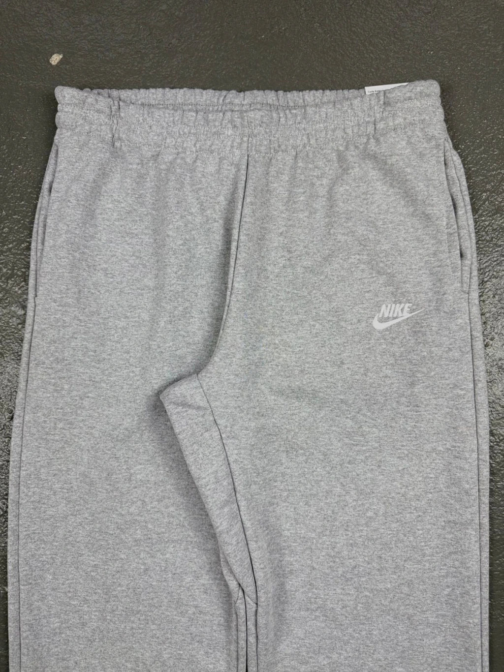 CALÇA MOLETOM CORTE RETO NK SPORTSWEAR