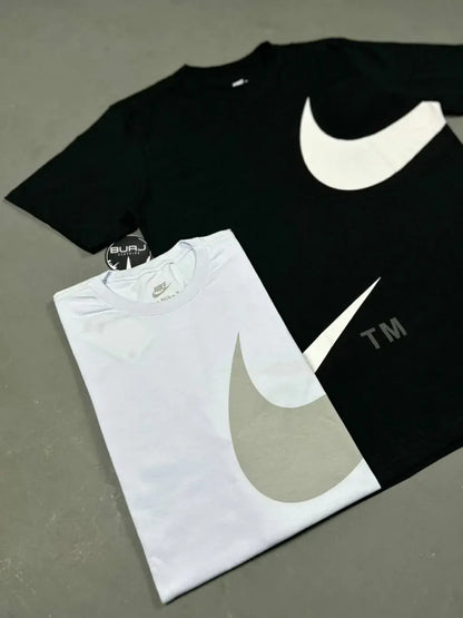CAMISETA NIKE BIG SWOOSHᵀᴹ