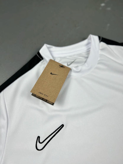 CONJUNTO DRY FIT NIKE ACADEMY