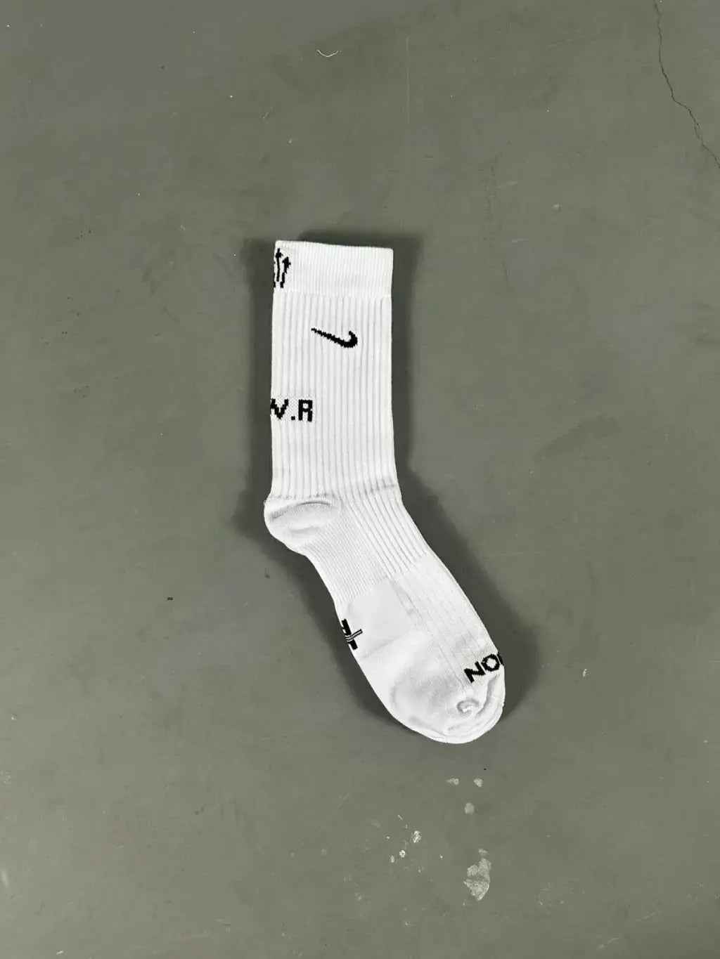 MEIA NOCTA X NIKE