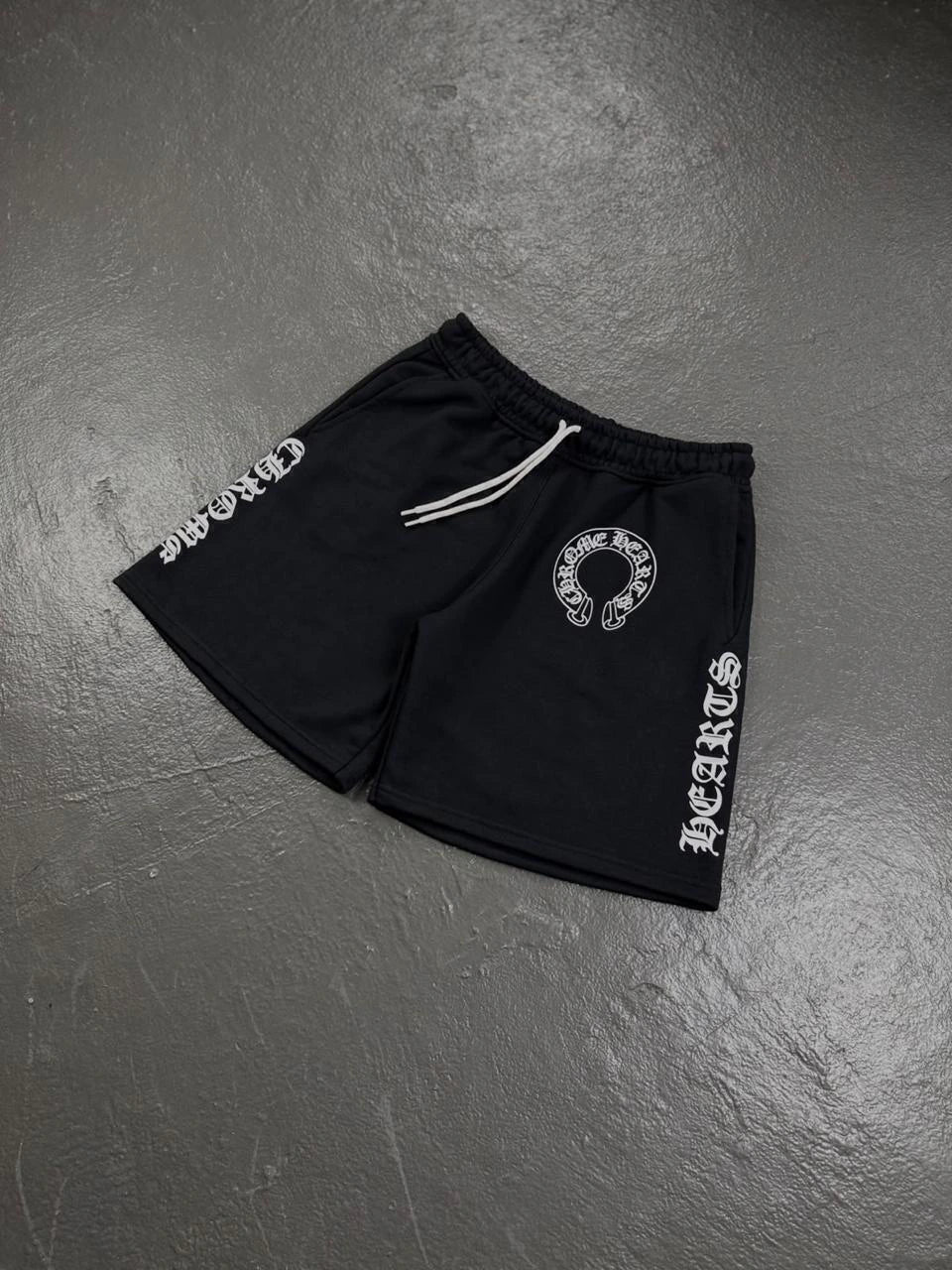BERMUDA MOLETOM CHROME HEARTS