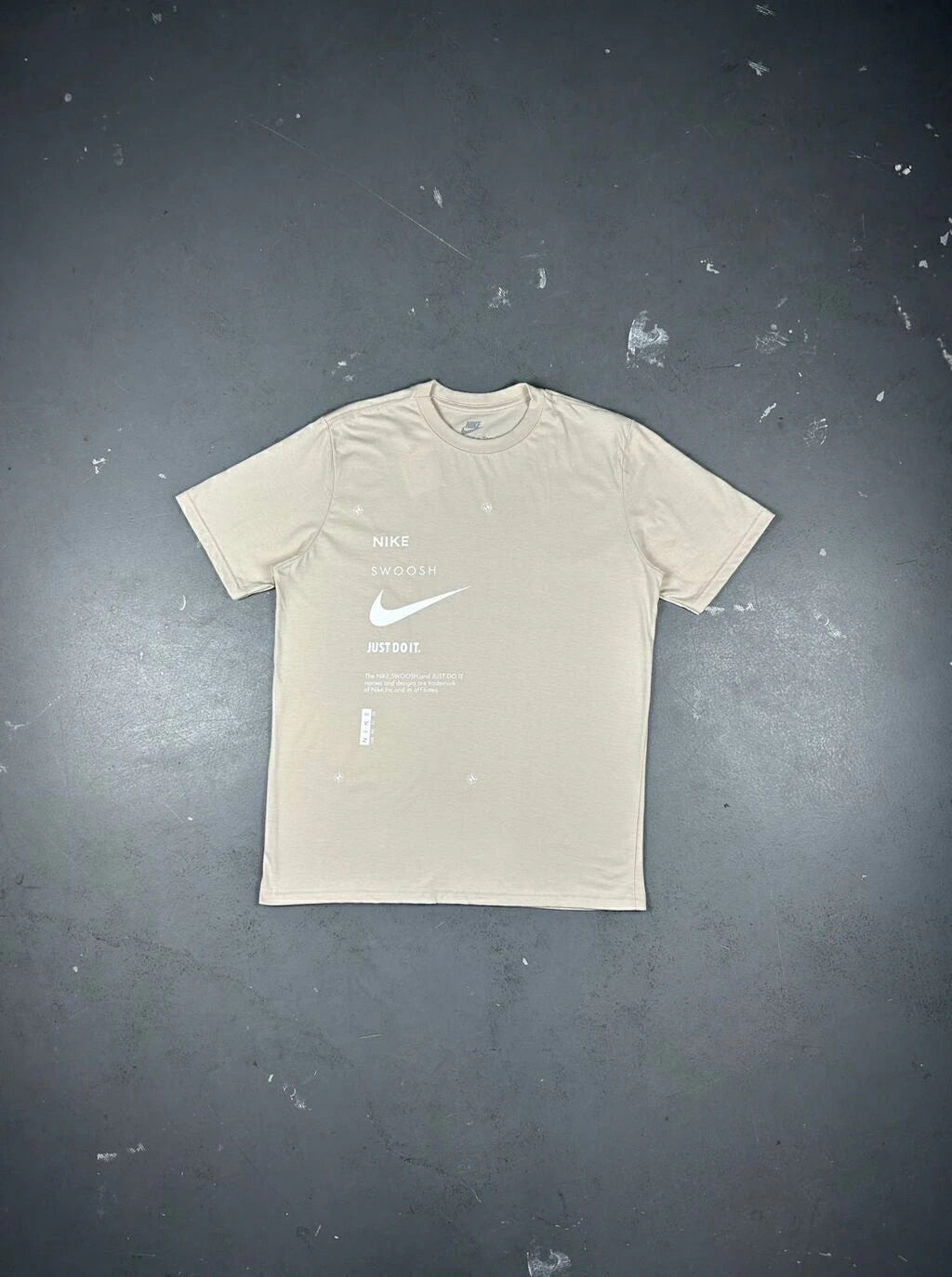 CAMISETA NK SPORTSWEAR SWOOSH CLUB