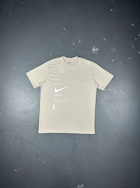CAMISETA NK SPORTSWEAR SWOOSH CLUB