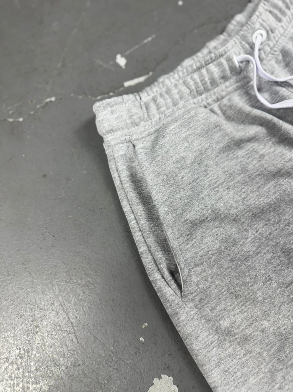 BERMUDA MOLETOM NIKE SWOOSH LEAGUE