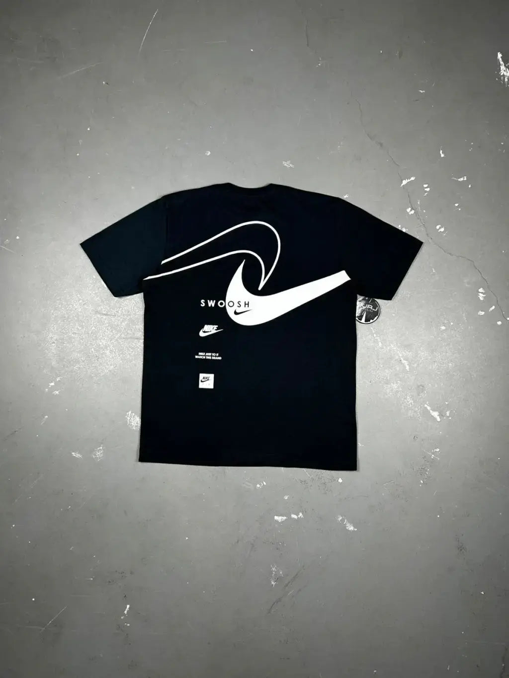 CAMISETA NIKE SWOOSH REVERSE