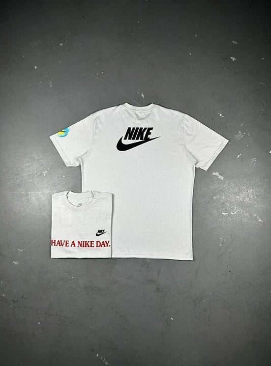 CAMISETA NIKE HAVE A NIKE DAY