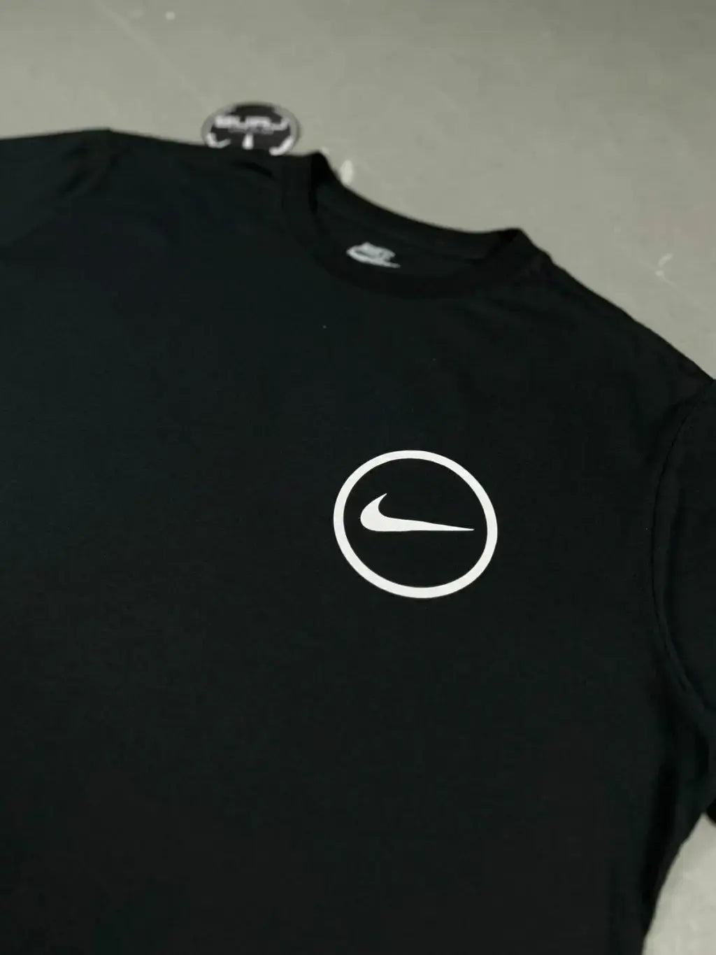 CAMISETA NK CIRCLE