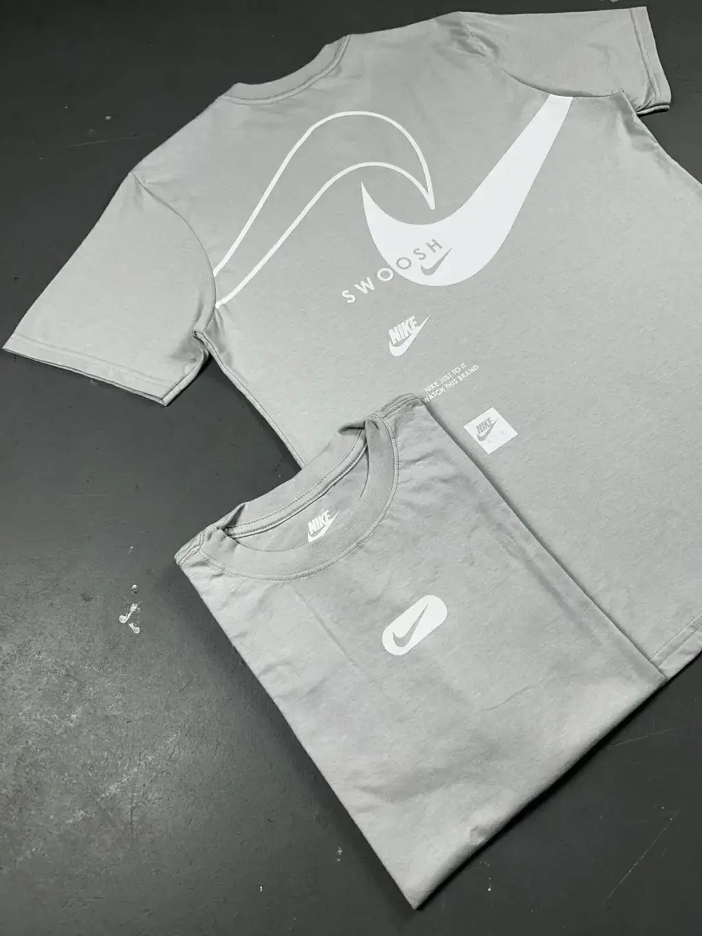 CAMISETA NIKE SWOOSH REVERSE