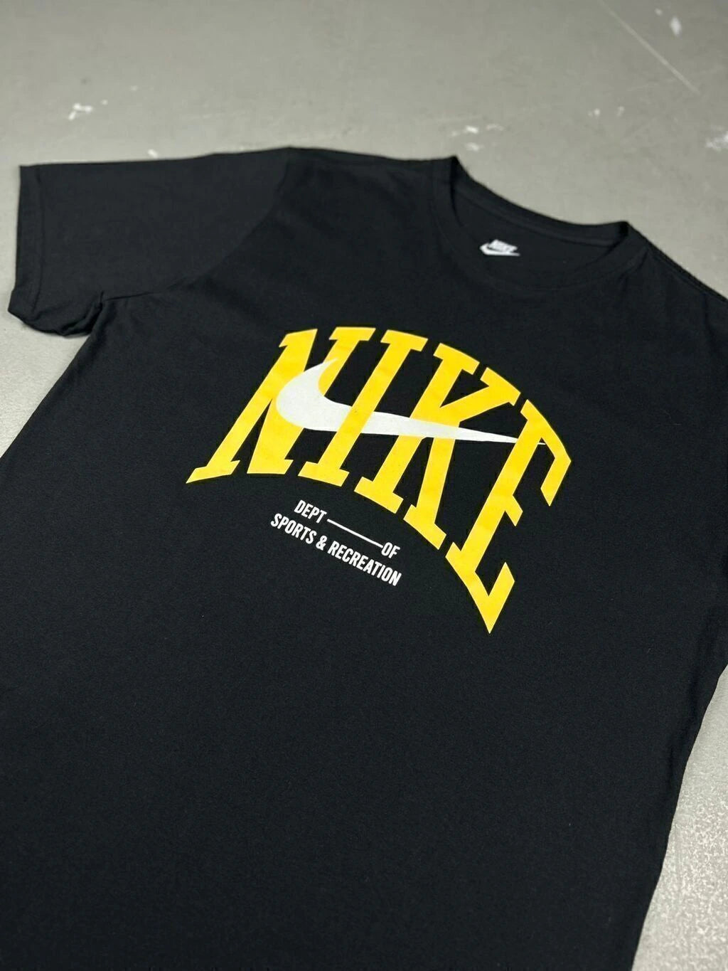 CAMISETA NIKE SPORTS &amp; RECREATIONS