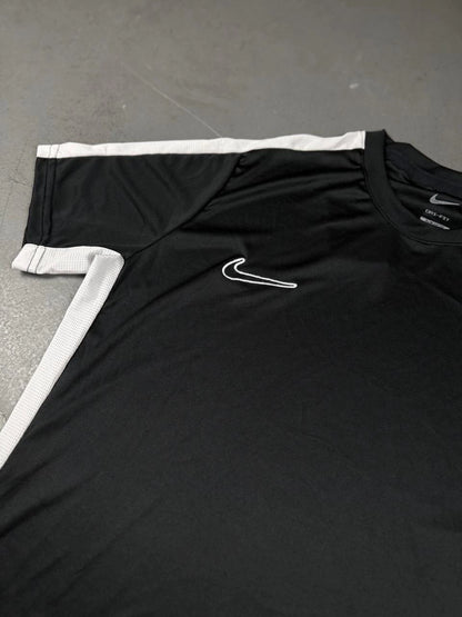 CONJUNTO DRY FIT NK ACADEMY