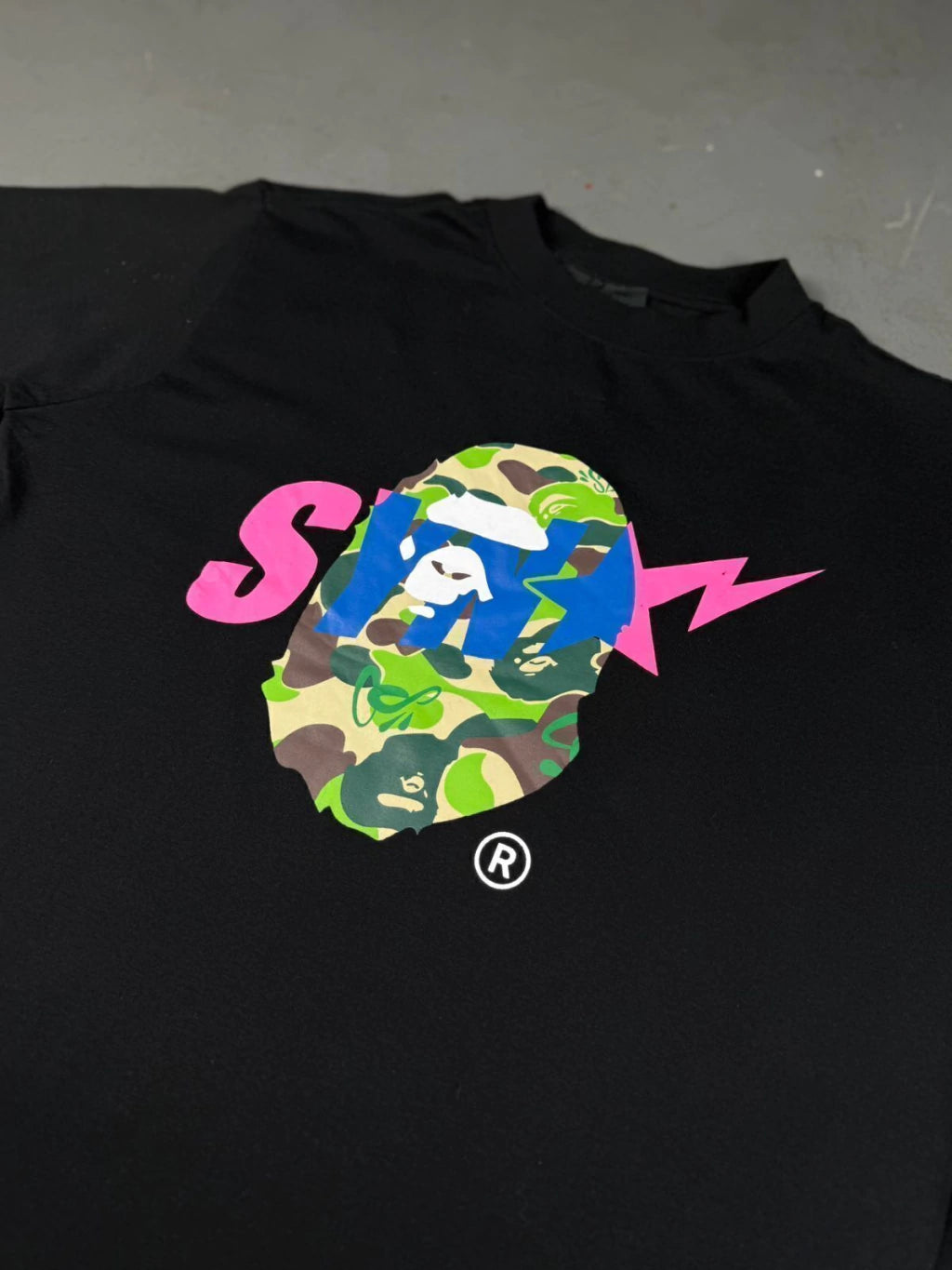 CAMISETA SYNA X BAPE