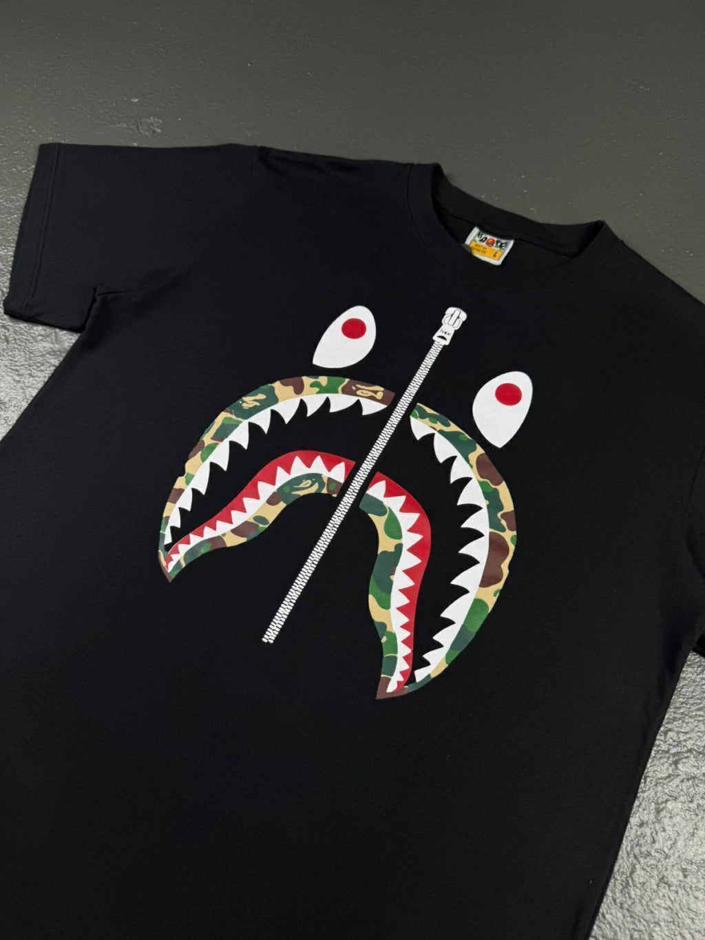 CAMISETA BAPE