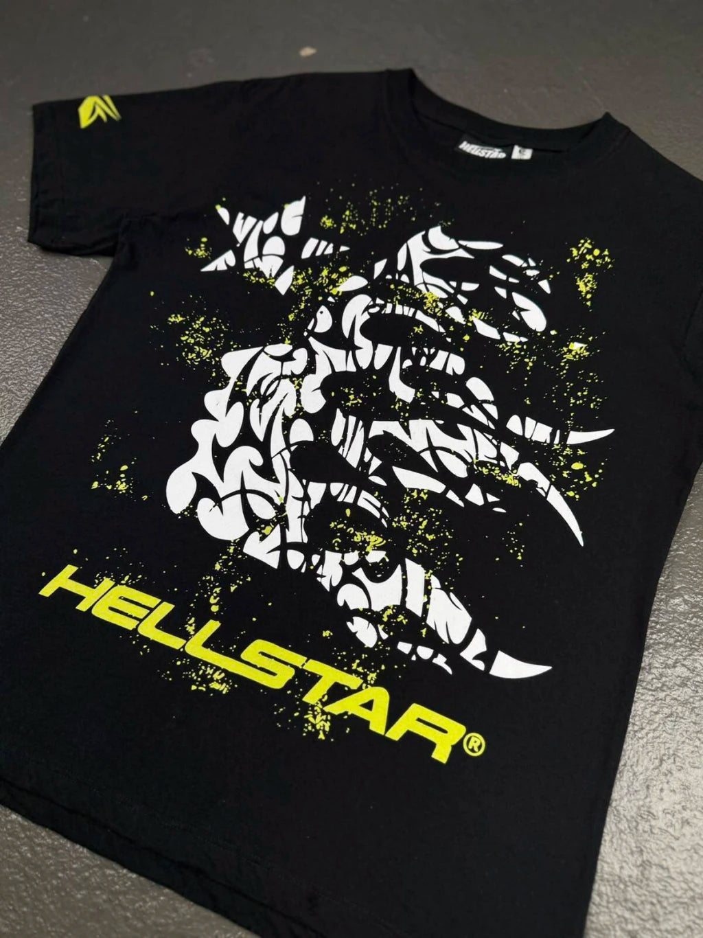 CAMISETA HELLSTAR