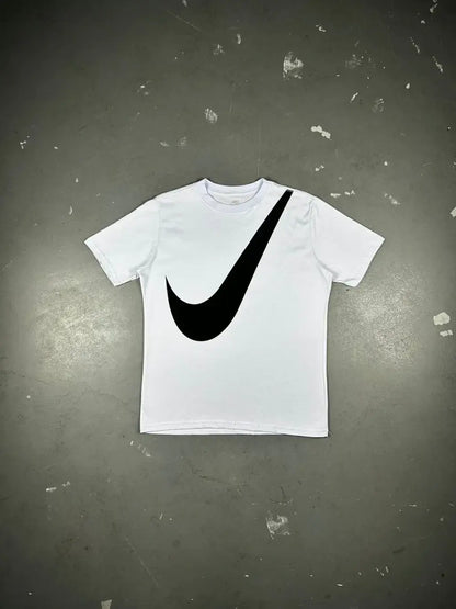 CAMISETA NIKE BIG LOGO