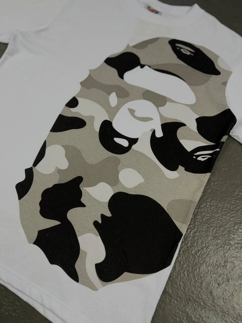 CAMISETA BAPE