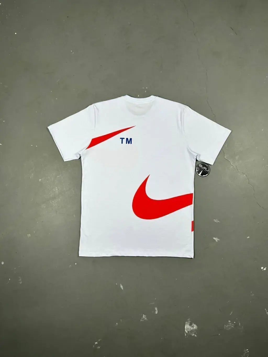 CAMISETA NIKE BIG SWOOSHᵀᴹ