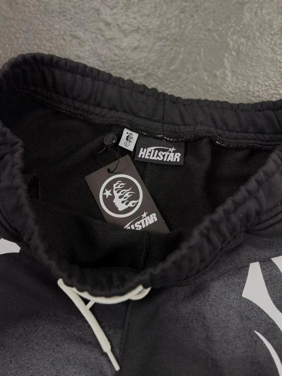 BERMUDA MOLETOM HELLSTAR