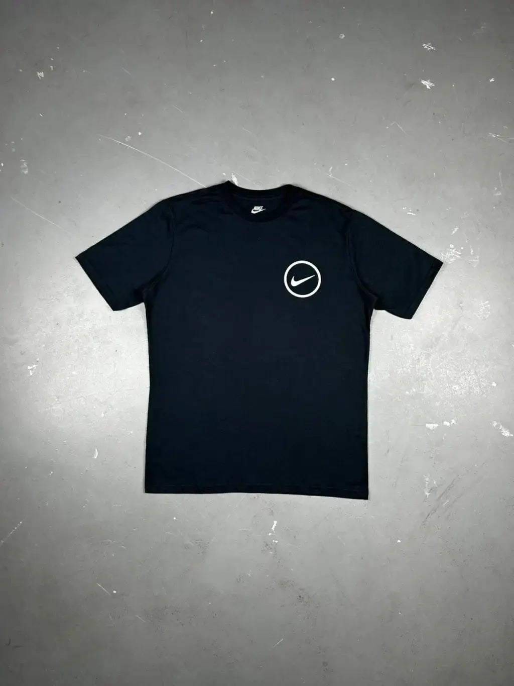 CAMISETA NK CIRCLE