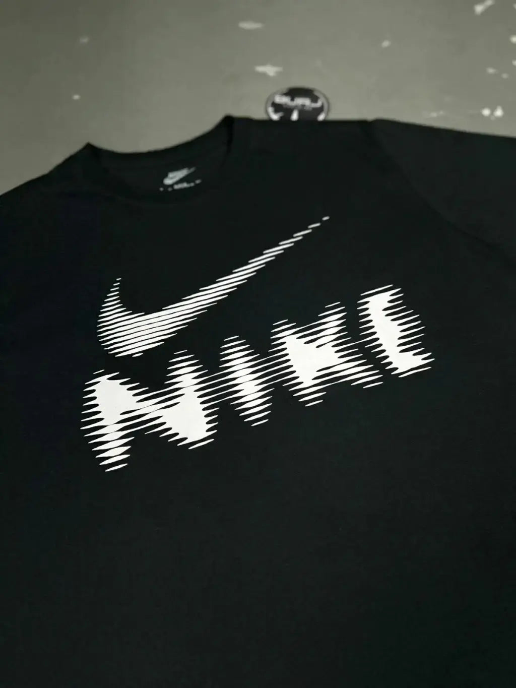 CAMISETA NIKE HYVERSE