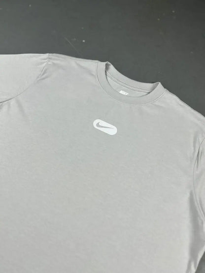 CAMISETA NIKE SWOOSH REVERSE