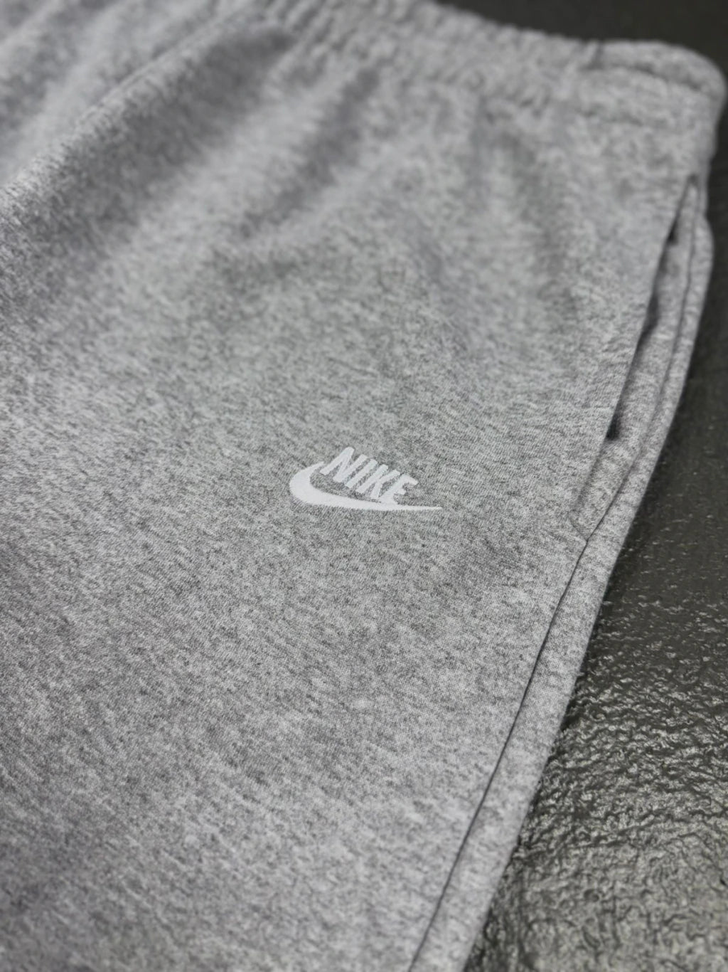 CALÇA MOLETOM CORTE RETO NK SPORTSWEAR