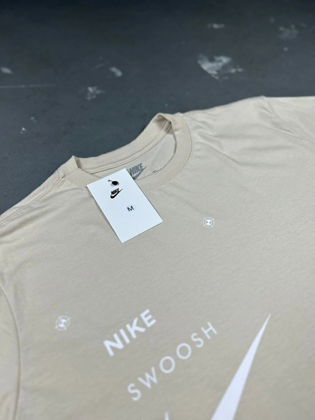 CAMISETA NK SPORTSWEAR SWOOSH CLUB