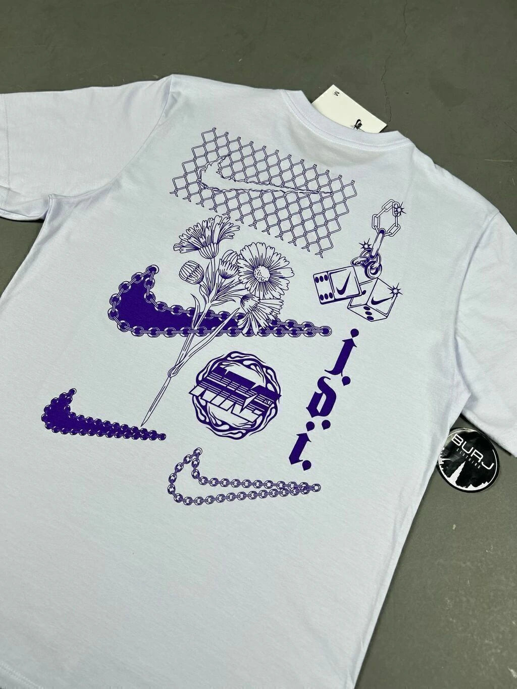 CAMISETA NK JUST DO IT FLOWERS