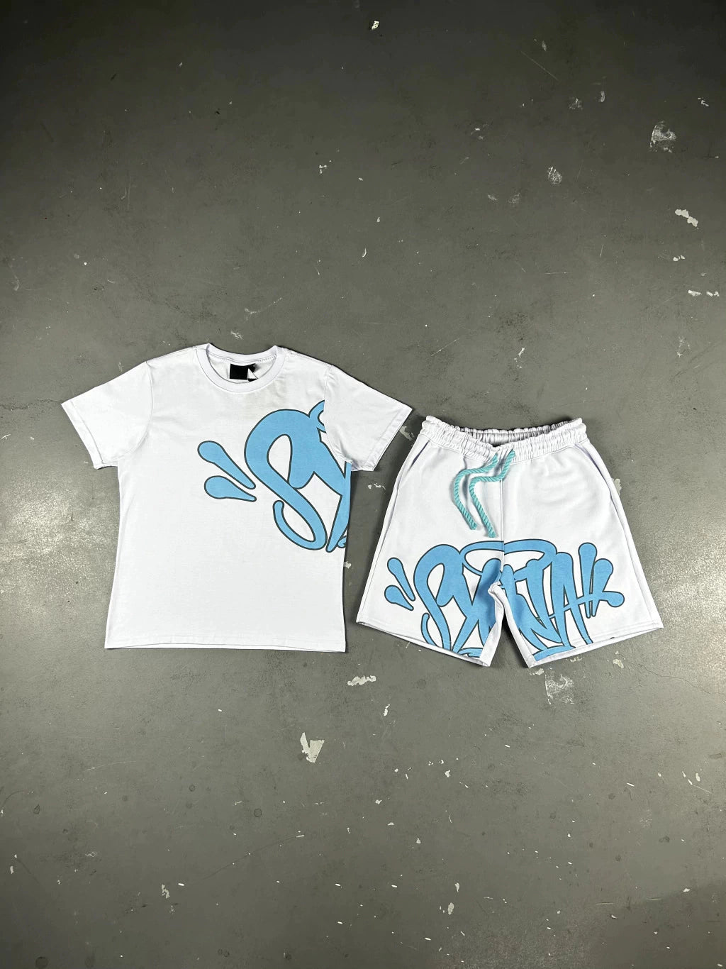CONJUNTO SYNA WORLD LOGO