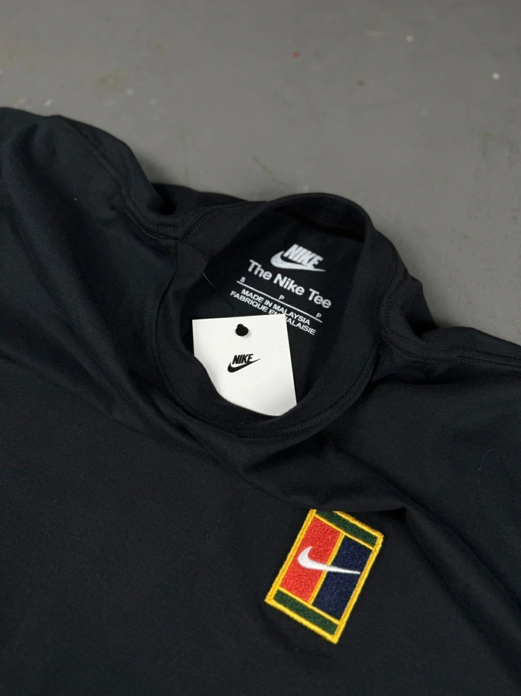 CAMISETA NIKE COURT