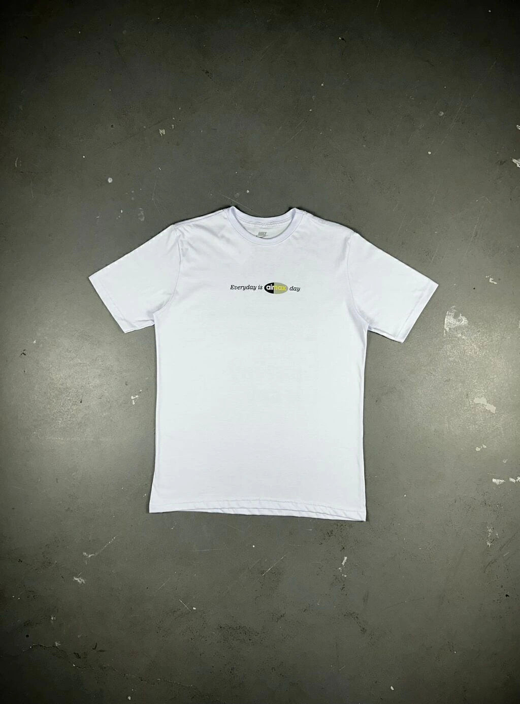 CAMISETA NIKE AIR MAX DAY