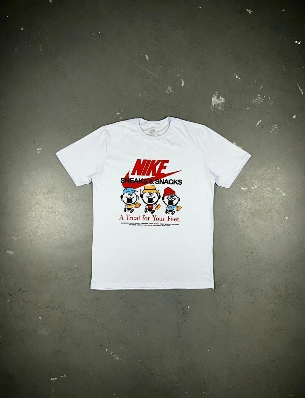 CAMISETA NIKE SNEAKS