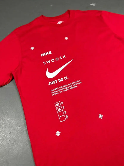 CAMISETA NK SPORTSWEAR SWOOSH CLUB
