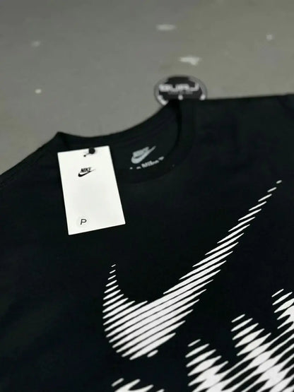 CAMISETA NIKE HYVERSE