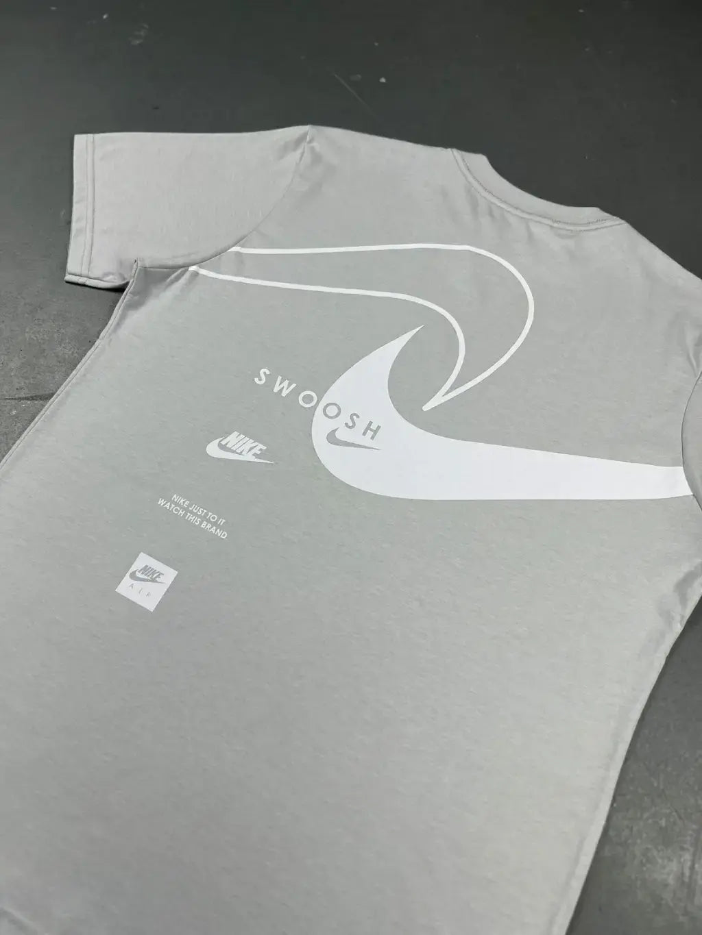 CAMISETA NK SWOOSH REVERSE