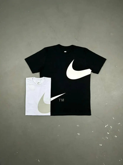CAMISETA NIKE BIG SWOOSHᵀᴹ
