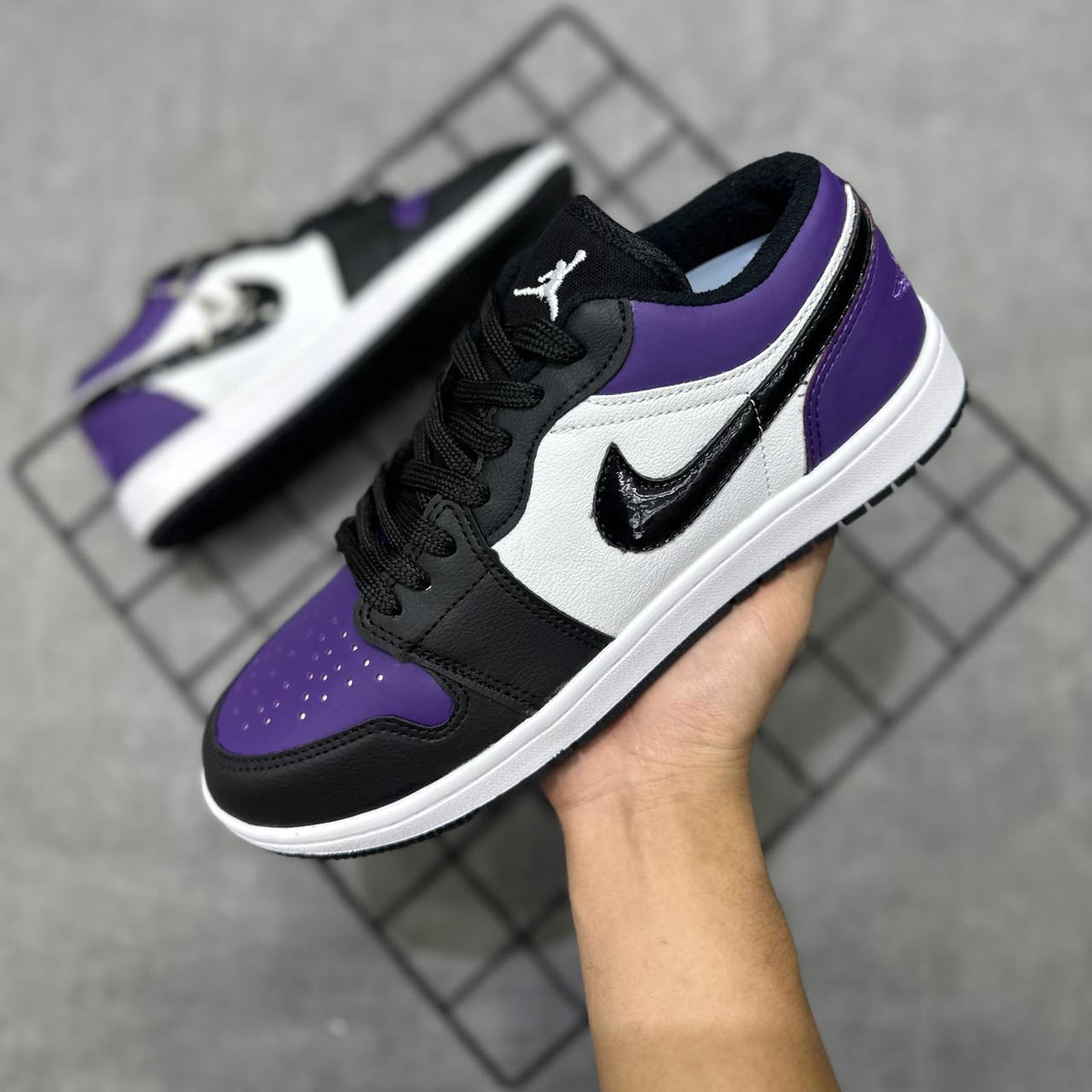 Air J1 Low "Court Purple"