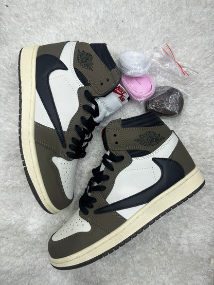 Air J1 High Travis Scott Mocha
