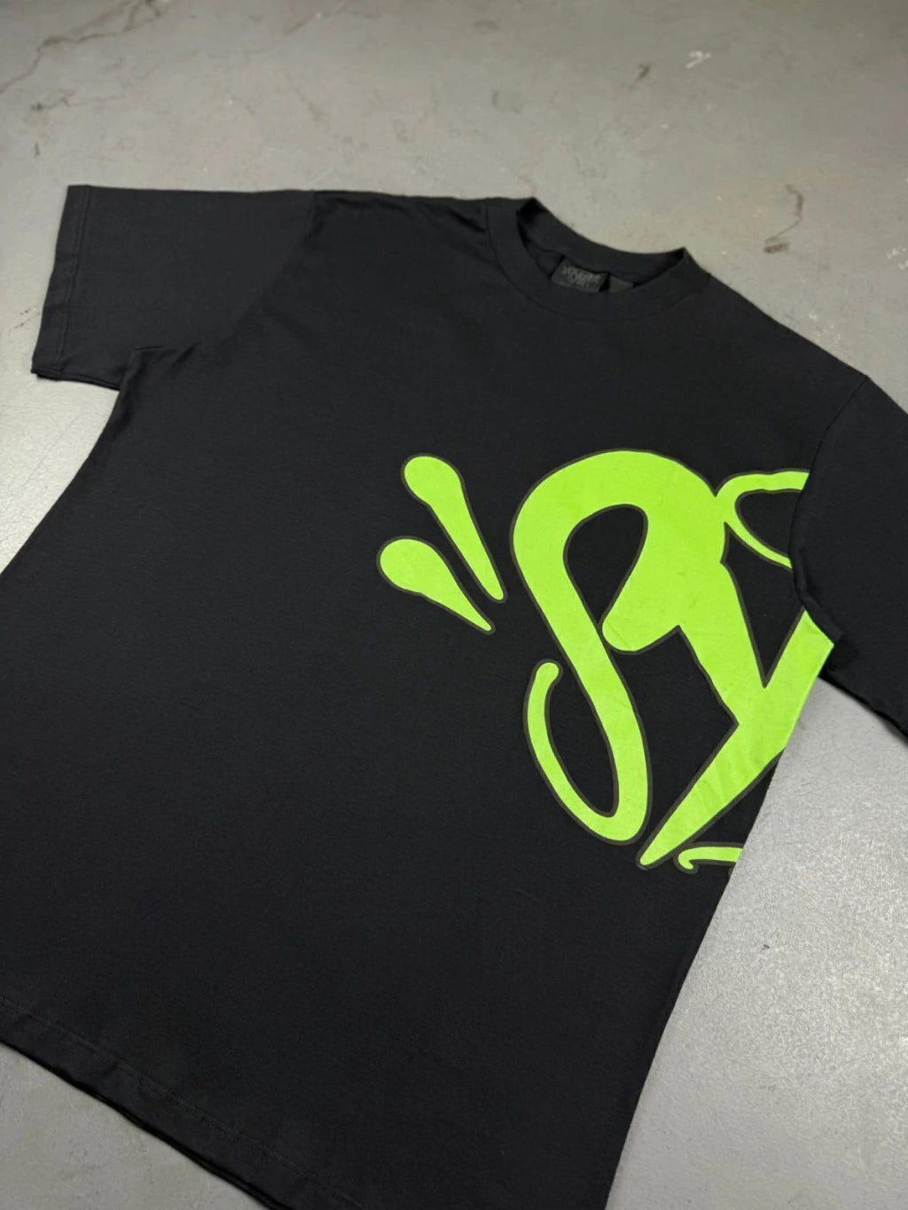 CAMISETA SYNA WORLD
