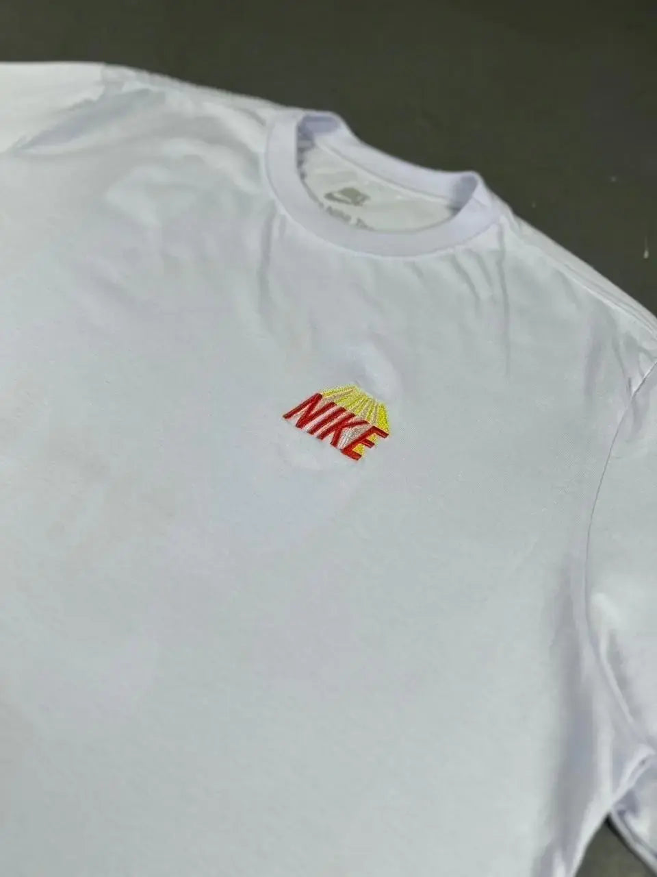 CAMISETA NIKE SUNRISE
