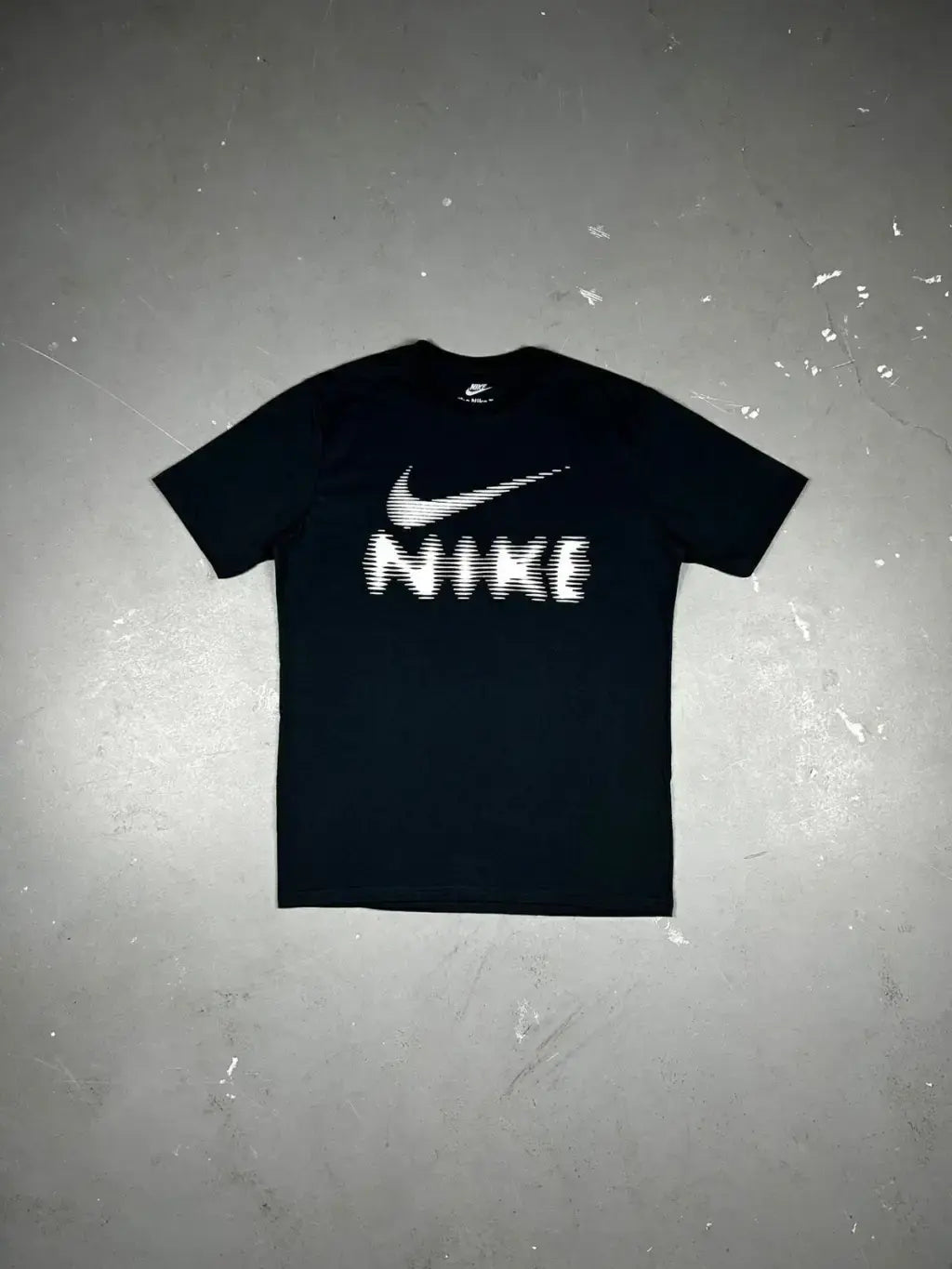 CAMISETA NIKE HYVERSE