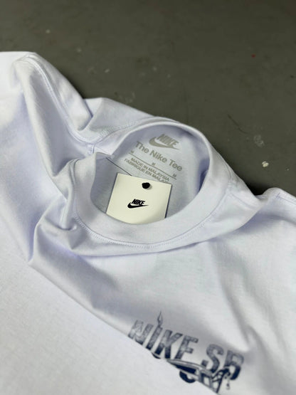 CAMISETA NK SB MAX90