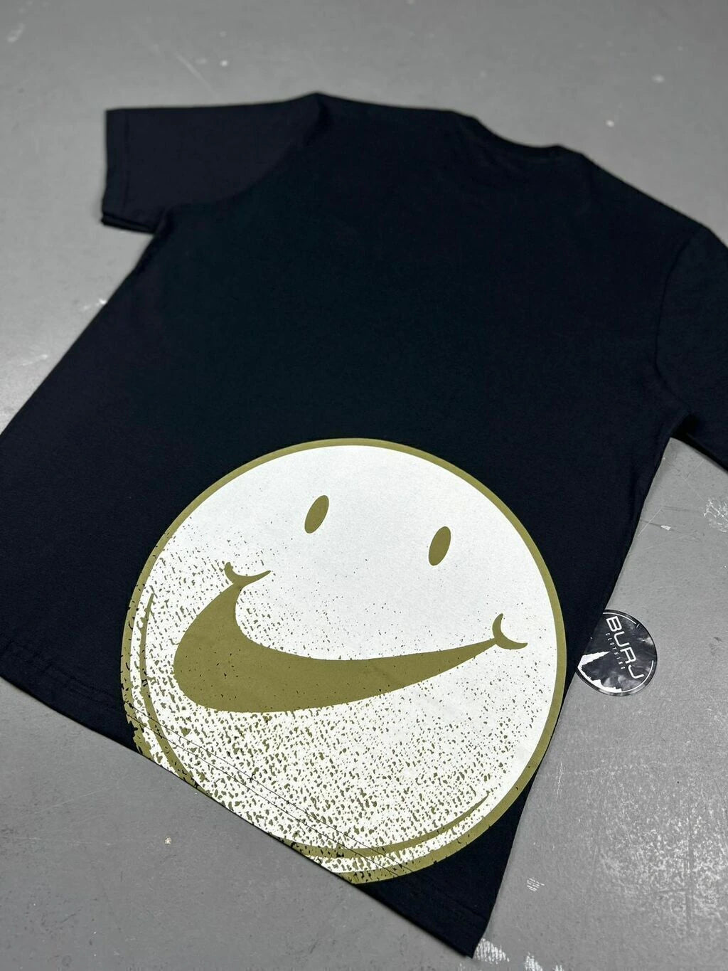 CAMISETA NIKE SMILE