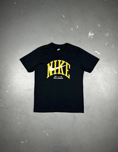 CAMISETA NIKE SPORTS &amp; RECREATIONS